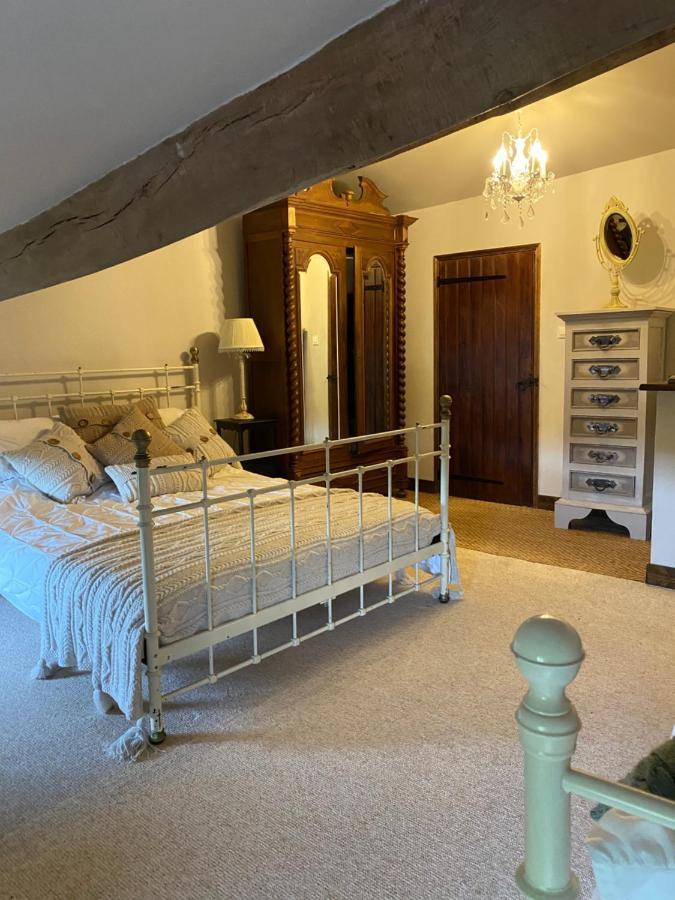 La Cour Blanche Villa Verteuil-sur-Charente Ngoại thất bức ảnh