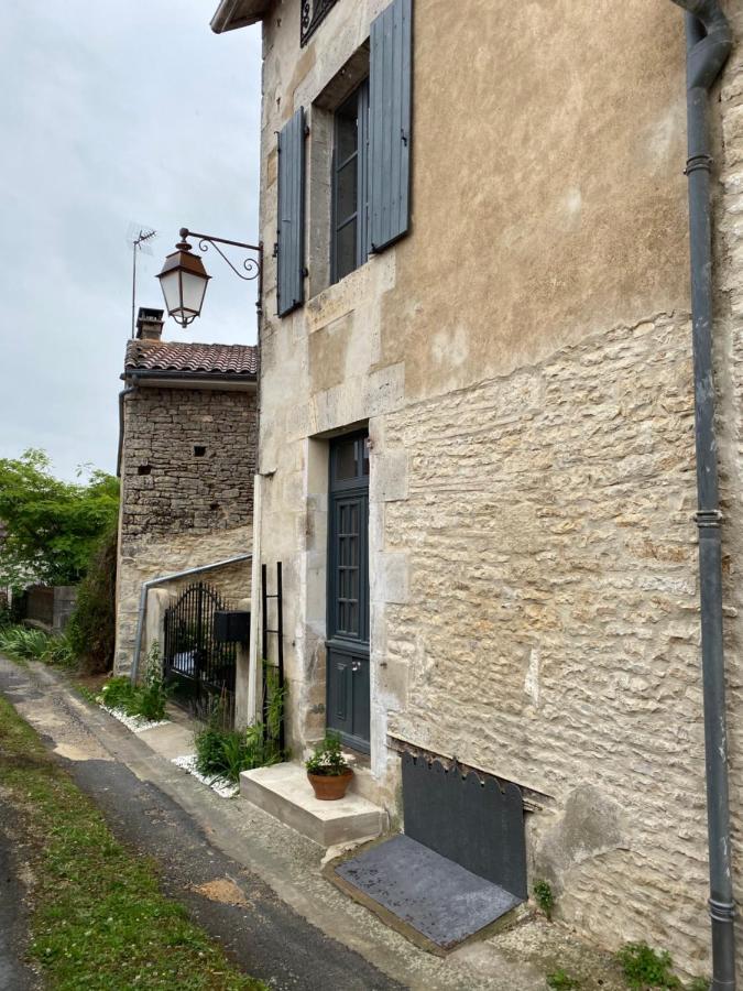 La Cour Blanche Villa Verteuil-sur-Charente Ngoại thất bức ảnh