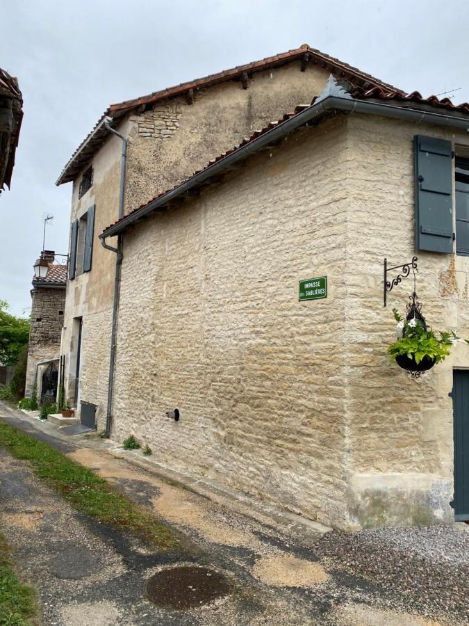 La Cour Blanche Villa Verteuil-sur-Charente Ngoại thất bức ảnh